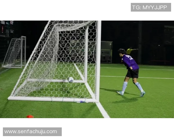 球星进球瞬间激情庆祝全场沸腾展现足球最燃高光时刻 球星进球瞬间激情庆祝全场沸腾展现足球最燃高光时刻