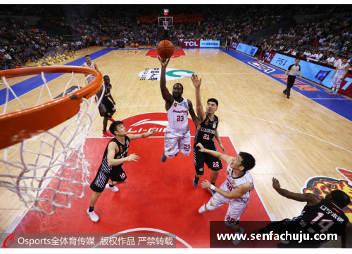 广东宏远击败辽宁本钢获得胜利，取得季后赛首胜